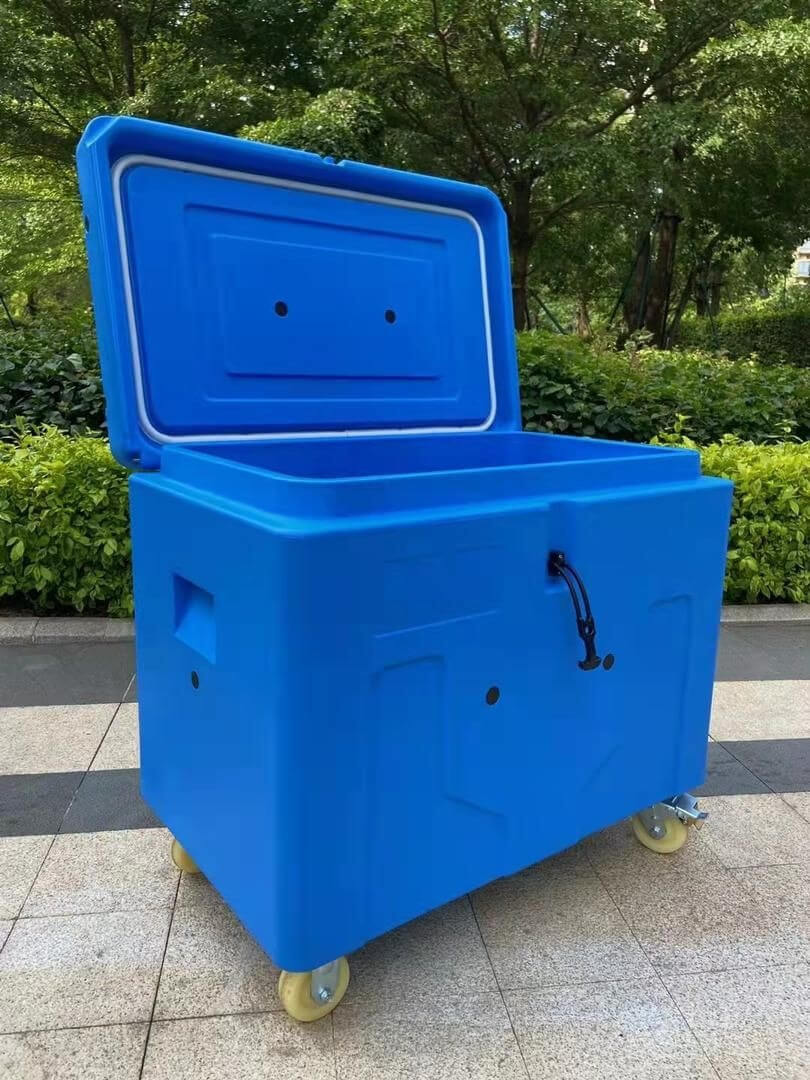 Rotomolded insulated seafood bin
